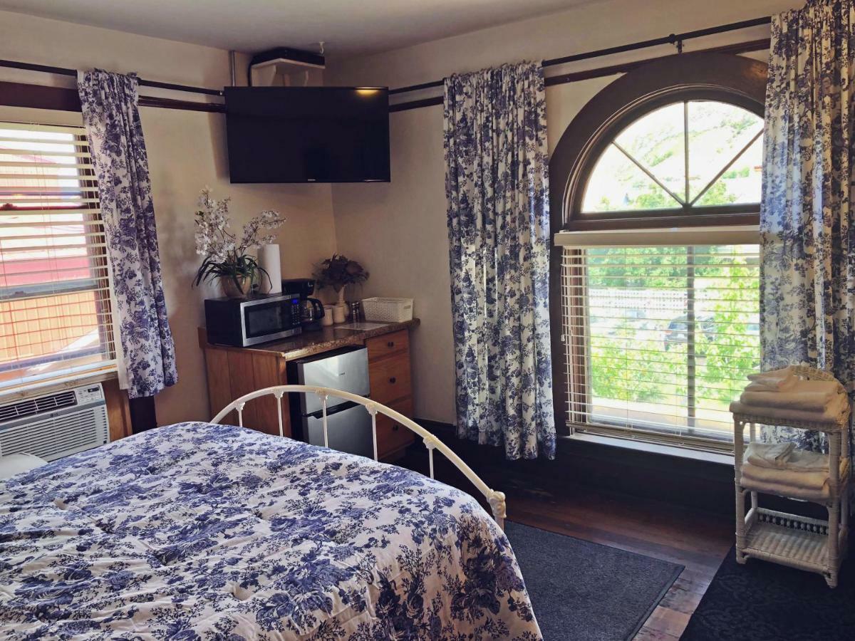 Victorian Inn & Carriage House ガーディナー エクステリア 写真